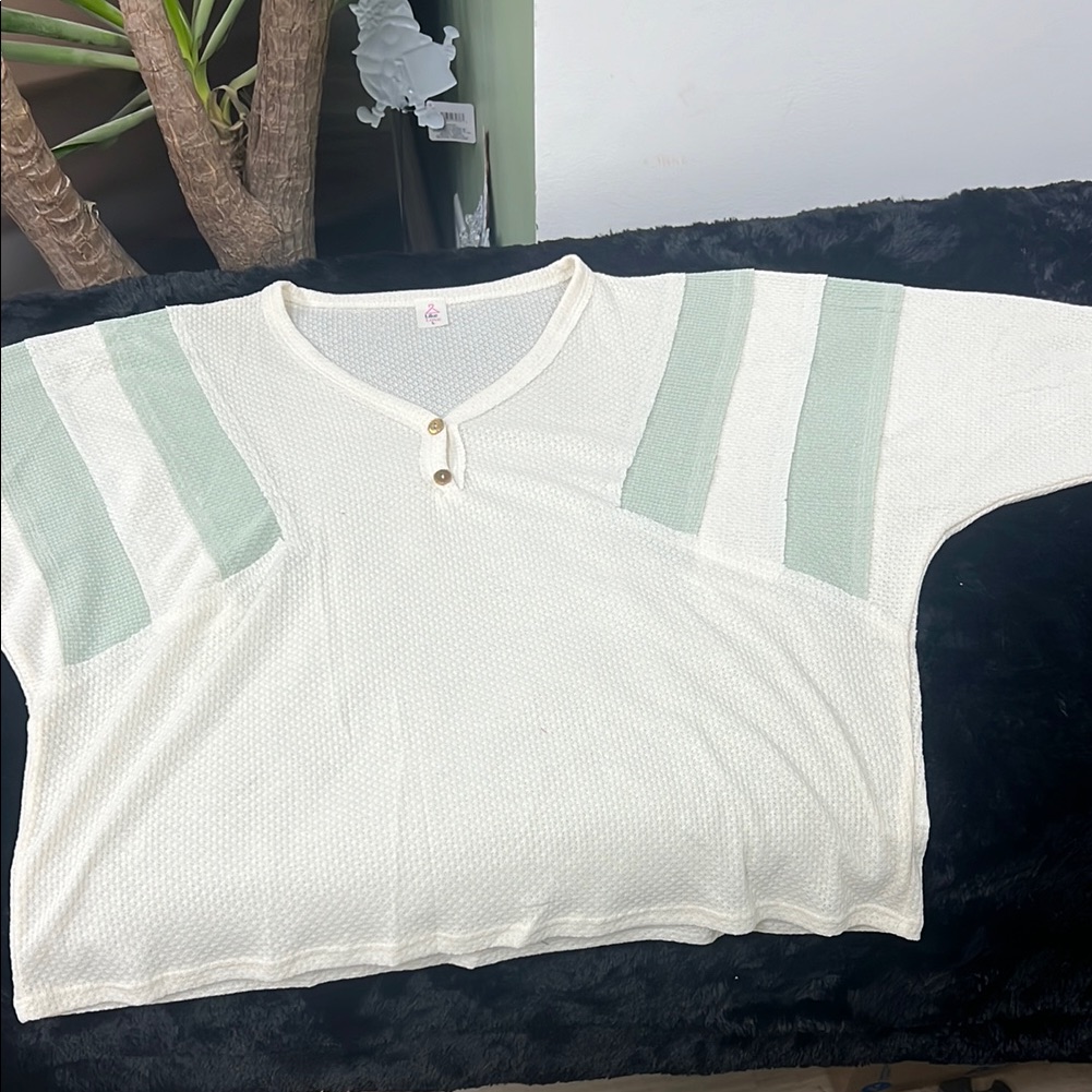 Women's Long Sleeve Top - Cream And Green